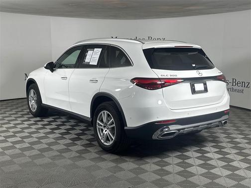2025 Mercedes-Benz GLC 300 Base 4MATIC