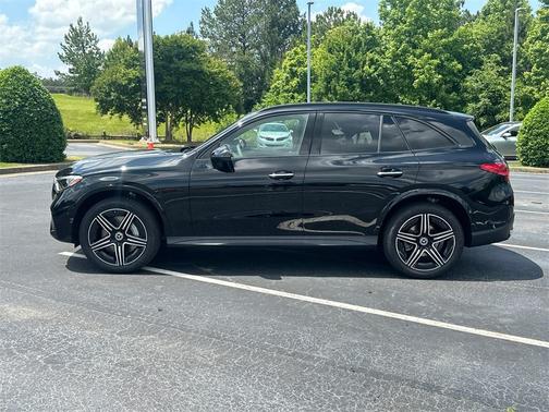 2025 Mercedes-Benz GLC 300 Base 4MATIC