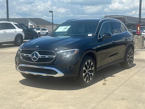 2025 Mercedes-Benz GLC 350e Base 4MATIC