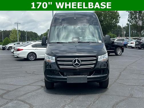 2025 Mercedes-Benz Sprinter 2500 High Roof