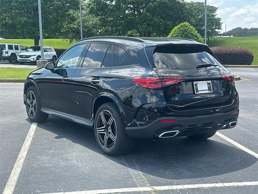 2025 Mercedes-Benz GLC 300 Base
