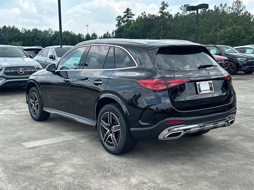 2025 Mercedes-Benz GLC 300 Base
