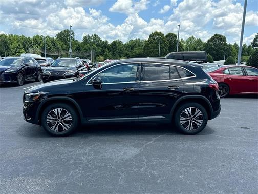 2025 Mercedes-Benz GLA 250 Base