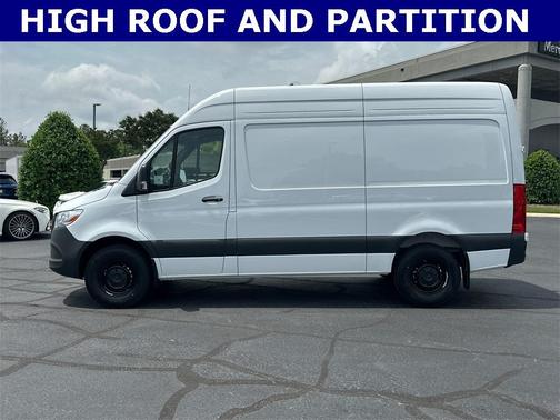 2025 Mercedes-Benz Sprinter 2500 Standard Roof