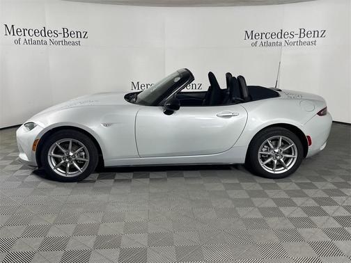 2016 Mazda MX-5 Miata Sport