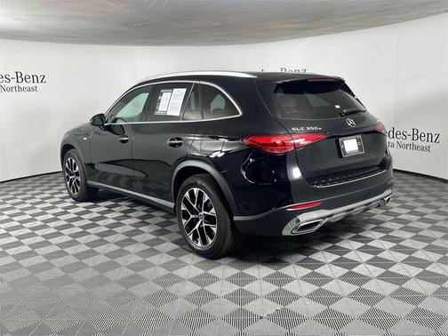 2025 Mercedes-Benz GLC 350e Base 4MATIC