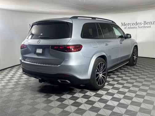 2025 Mercedes-Benz GLS 450 4MATIC