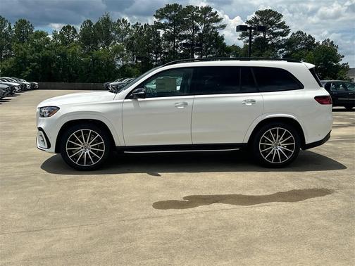 2025 Mercedes-Benz GLS 450 4MATIC