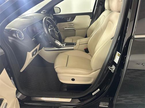 2025 Mercedes-Benz GLA 250 Base 4MATIC