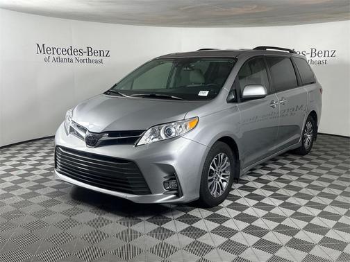 2018 Toyota Sienna XLE Premium