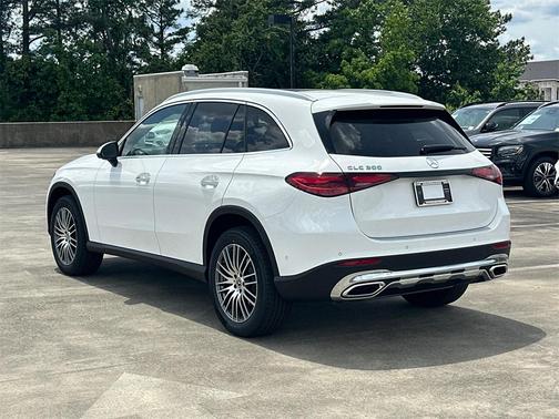 2025 Mercedes-Benz GLC 300 Base