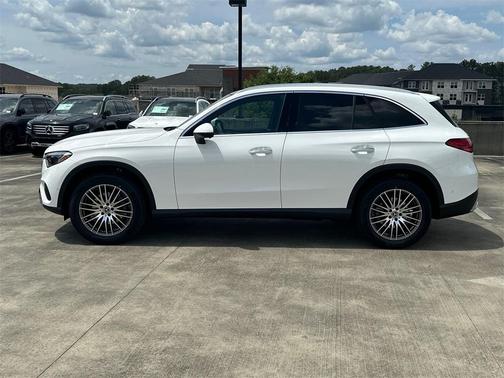 2025 Mercedes-Benz GLC 300 Base