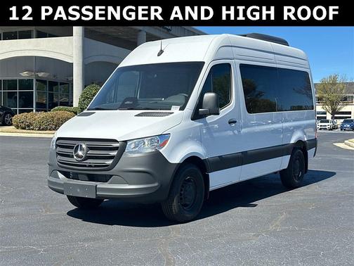 2025 Mercedes-Benz Sprinter 2500 144 WB Standard Roof Passenger