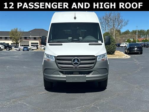 2025 Mercedes-Benz Sprinter 2500 144 WB Standard Roof Passenger