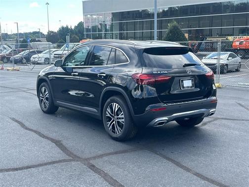 2026 Mercedes-Benz GLA 250 Base