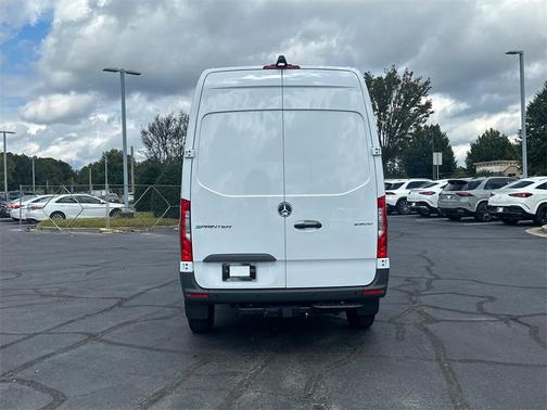 2026 Mercedes-Benz Sprinter 2500 144 WB