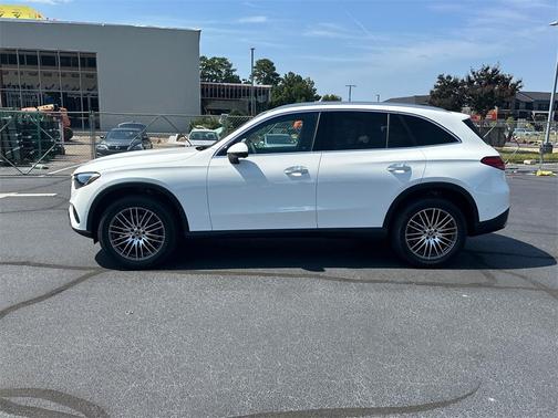 2026 Mercedes-Benz GLC 300 Base