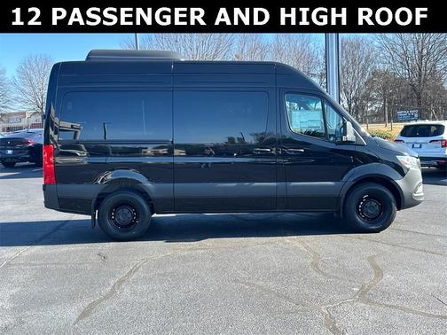 2025 Mercedes-Benz Sprinter 2500 144 WB Standard Roof Passenger