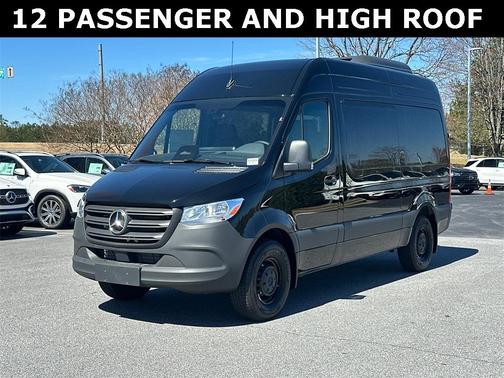 2025 Mercedes-Benz Sprinter 2500 144 WB Standard Roof Passenger