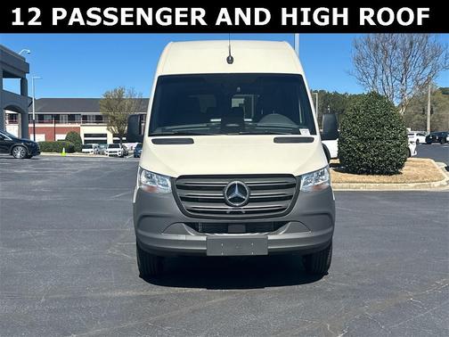2025 Mercedes-Benz Sprinter 2500 144 WB Standard Roof Passenger
