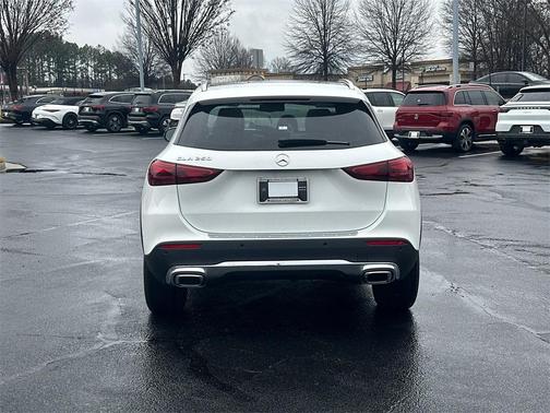 2026 Mercedes-Benz GLA 250 Base