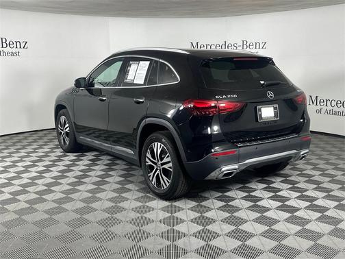 2025 Mercedes-Benz GLA 250 Base 4MATIC