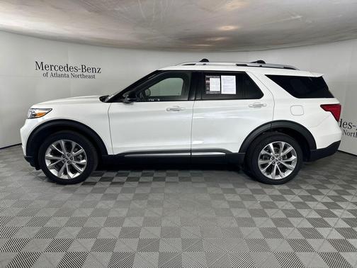 Star White 2022 Ford Explorer Platinum