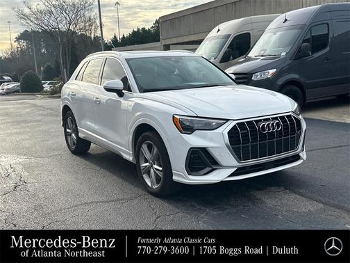 2022 Audi Q3 45 S line Premium
