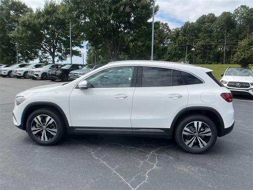 2026 Mercedes-Benz GLA 250 Base 4MATIC