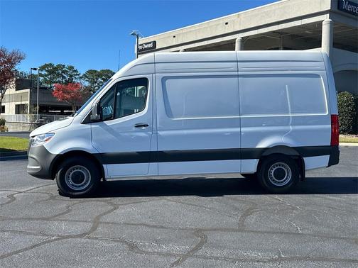 2025 Mercedes-Benz Sprinter 2500 Standard Roof