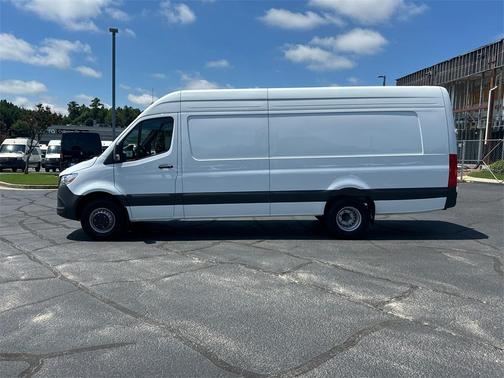 2025 Mercedes-Benz Sprinter 3500 170 WB High Roof Extended Cargo