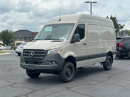 2025 Mercedes-Benz Sprinter 2500 Standard Roof