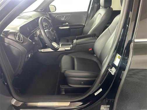 2025 Mercedes-Benz GLB 250 Base