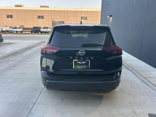 Super Black 2024 Nissan Rogue S
