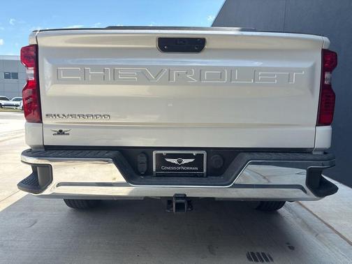 Iridescent Pearl Tricoat 2020 Chevrolet Silverado 1500 LT