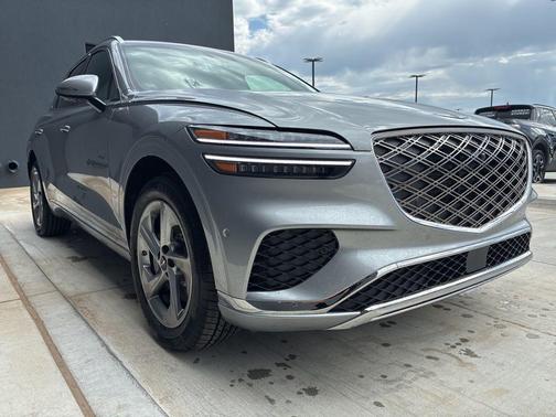 Savile Silver 2026 Genesis GV70 2.5T Advanced