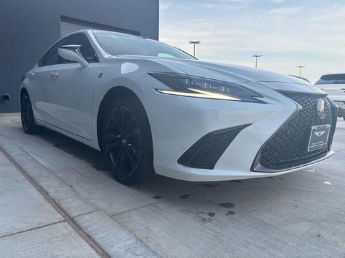 White 2024 Lexus ES 350 F SPORT Handling