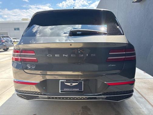 Makalu Gray 2026 Genesis GV80 2.5T