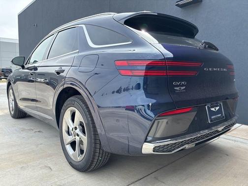 Capri Blue 2026 Genesis GV70 2.5T Advanced