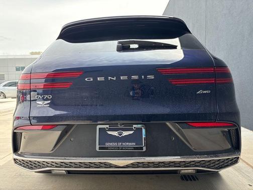 Capri Blue 2026 Genesis GV70 2.5T Advanced