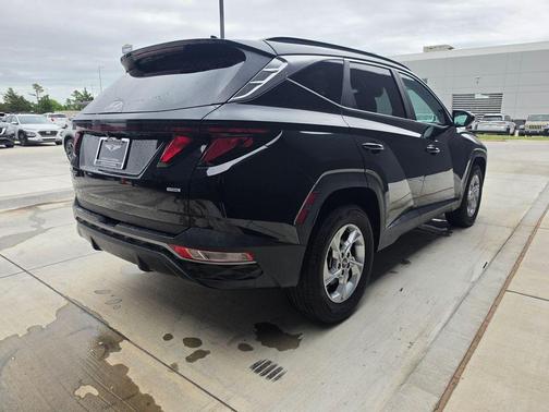 Black Pearl 2024 Hyundai TUCSON SEL