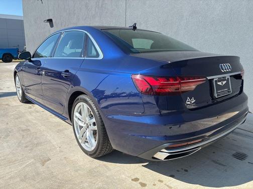 Navarra Blue Metallic 2024 Audi A4 45 S line quattro Premium