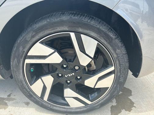 Steel Gray 2023 Kia Soul GT-Line 2.0L