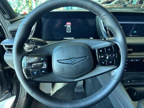 Vik Black 2026 Genesis G90 3.5T e-SC Prestige Black