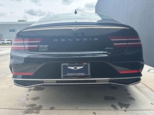 Vik Black 2026 Genesis G80 2.5T Advanced
