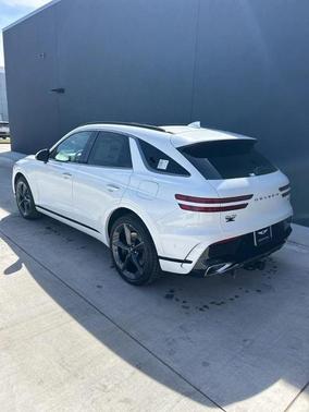 Uyuni White 2026 Genesis GV70 3.5T Sport Advanced