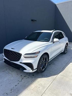 Uyuni White 2026 Genesis GV70 3.5T Sport Advanced
