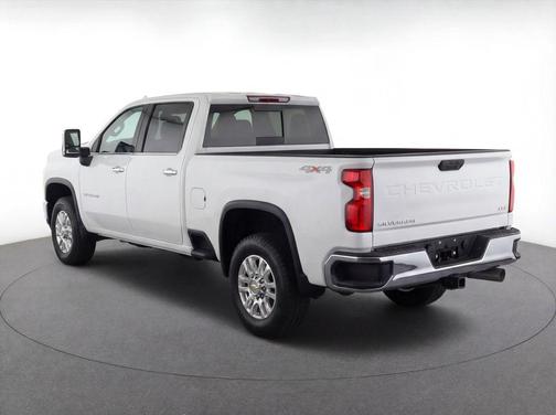 Summit White 2025 Chevrolet Silverado 2500 LT