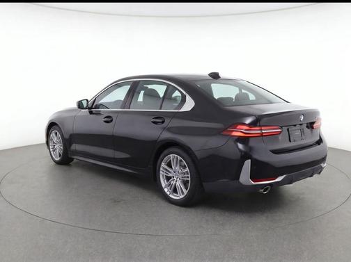 Black Sapphire Metallic 2025 BMW 530 i
