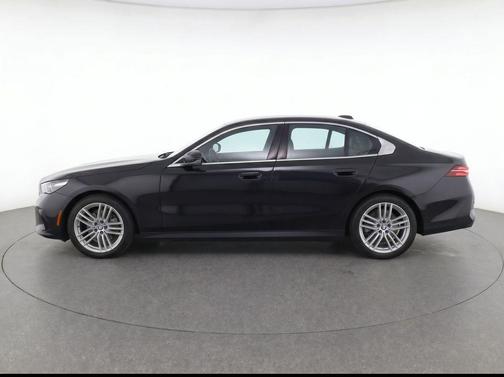 Black Sapphire Metallic 2025 BMW 530 i